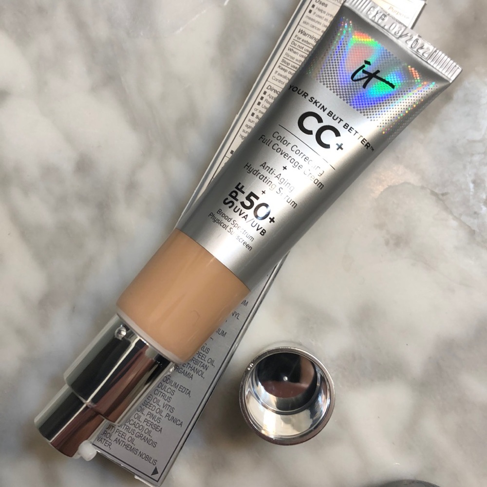 IT Cosmetics CC Cream in Fair Light